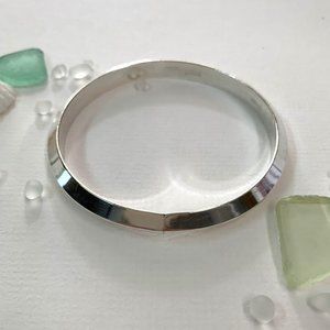 Sterling Silver Knife Edge Bangle Bracelet